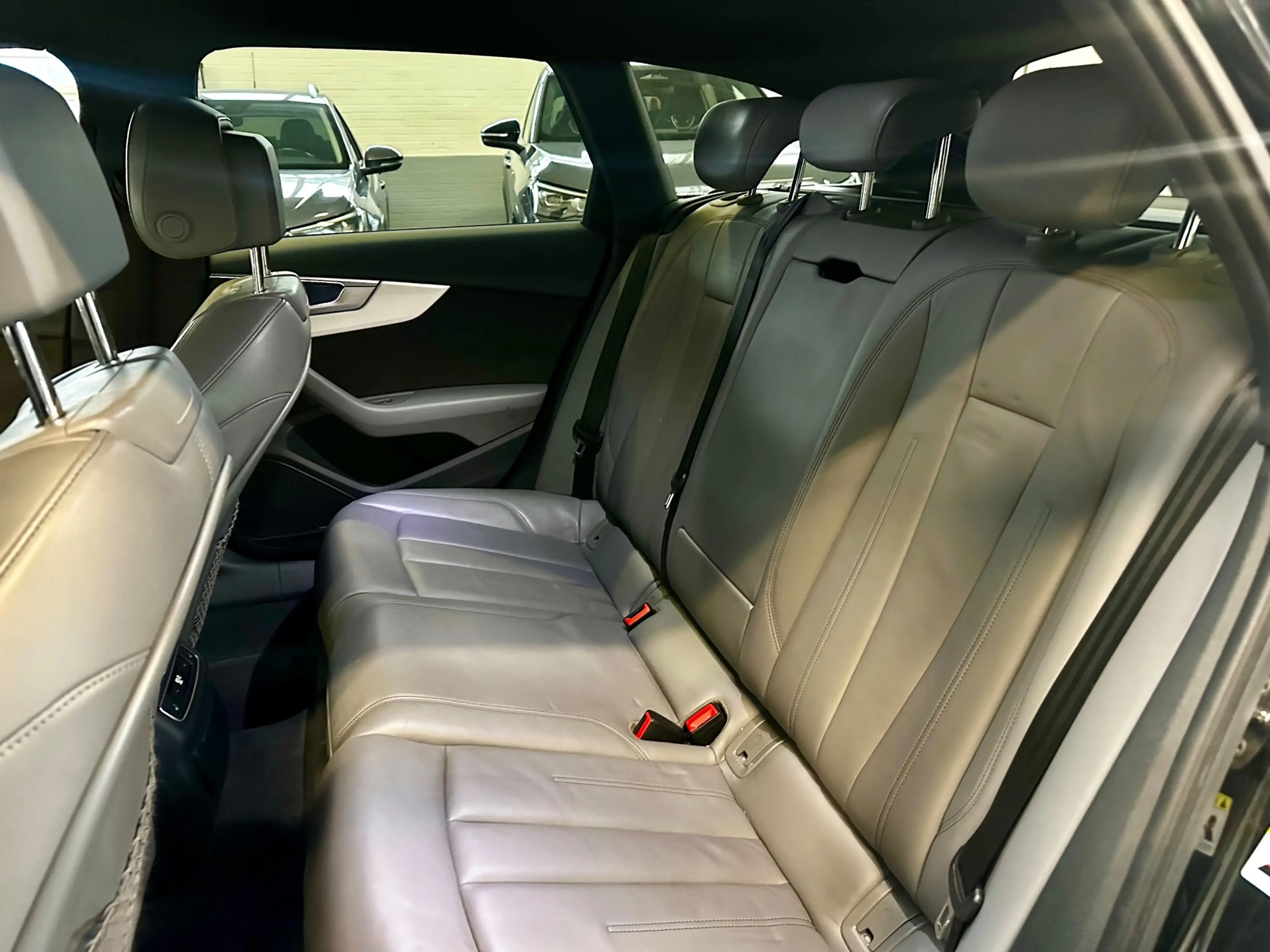Audi A4 Avant 2.0 TDI quattro Sport Pro Line S Spring Adva — photo 15