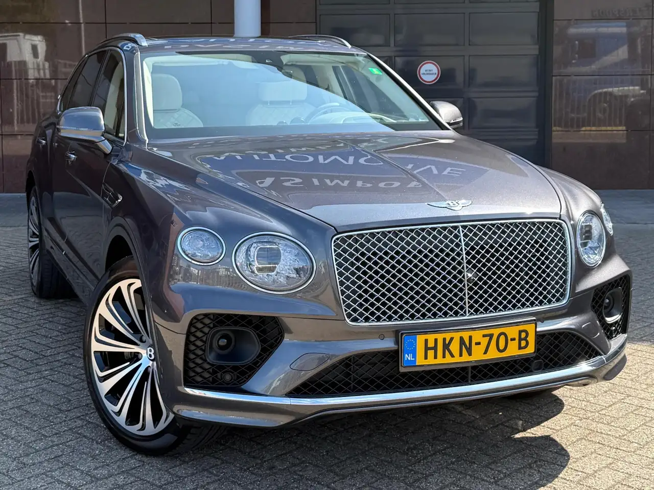 Bentley Bentayga 2021