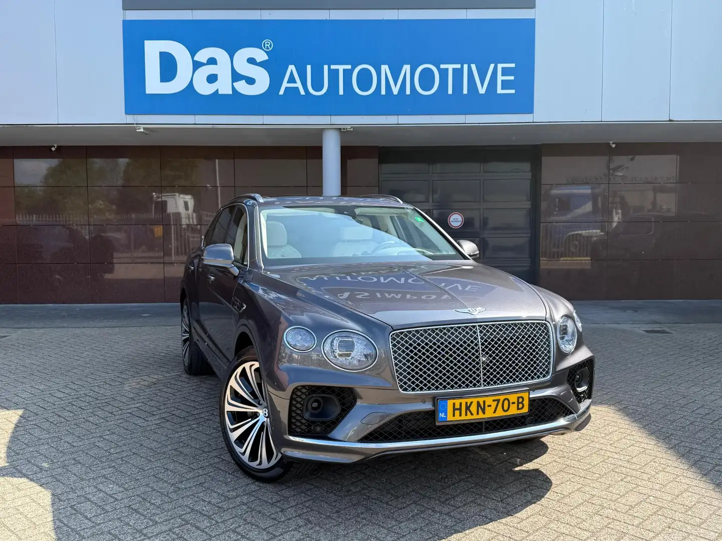 Bentley Bentayga 4.0 V8 First Edition Šedá - 2
