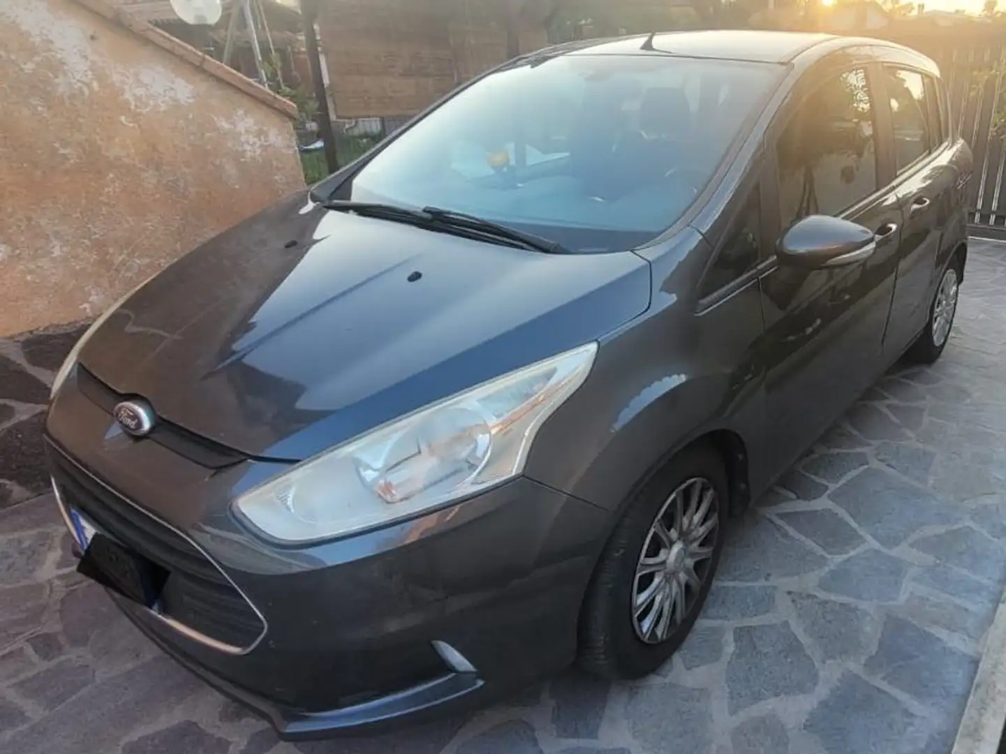 Ford B-Max B-Max 1.5 tdci Business 95cv Grigio - 2