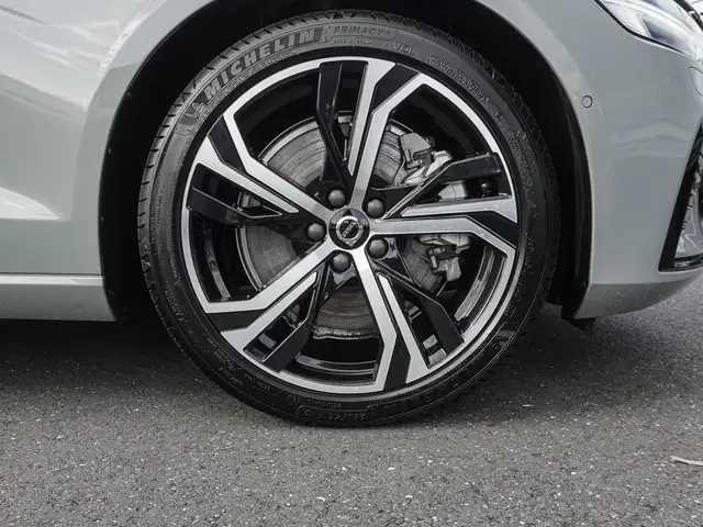 Volvo V60 view 7