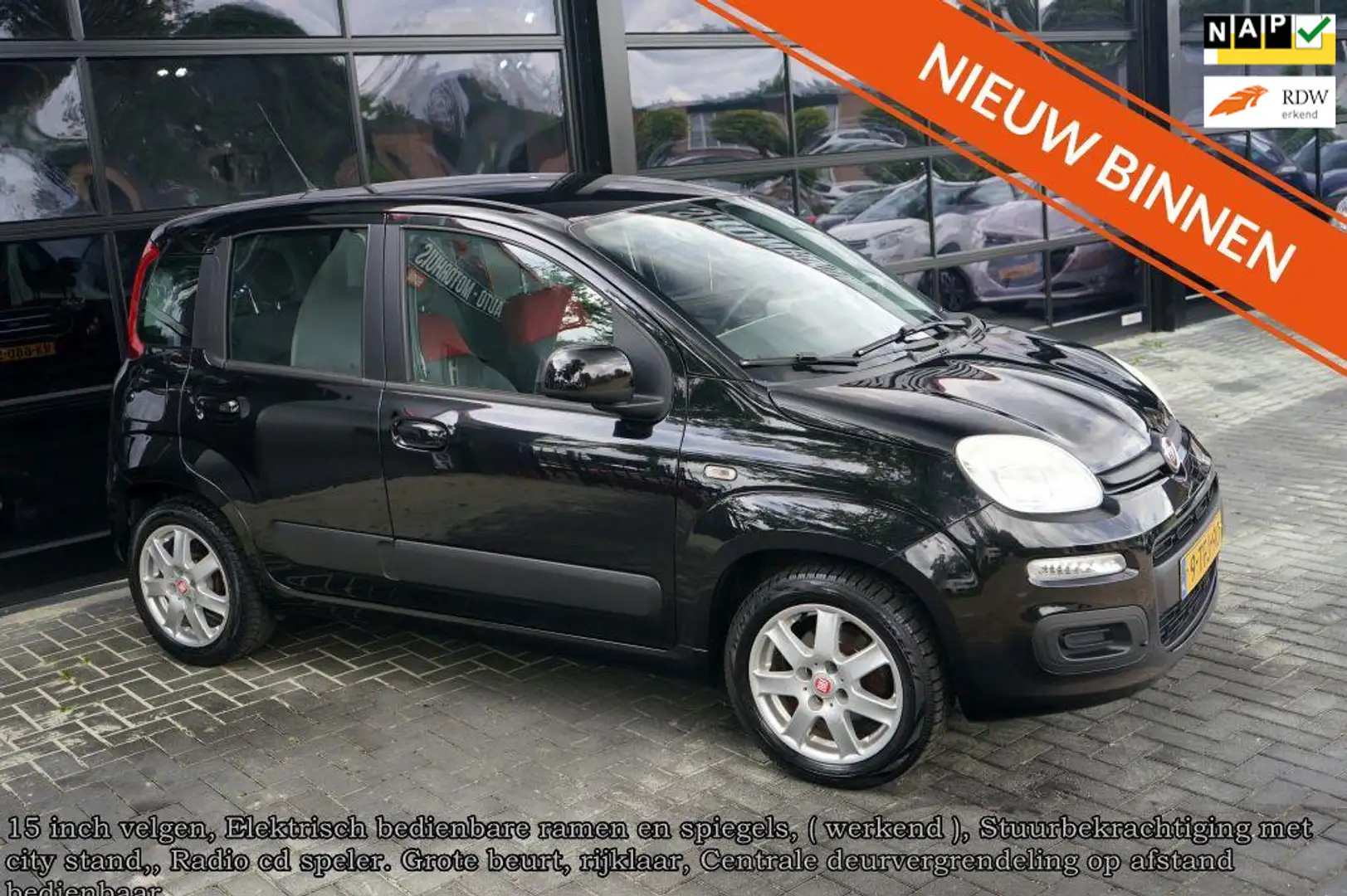 Fiat Panda 0.9 TwinAir Edizione Cool, Airco, Elek pakket Zwart - 1