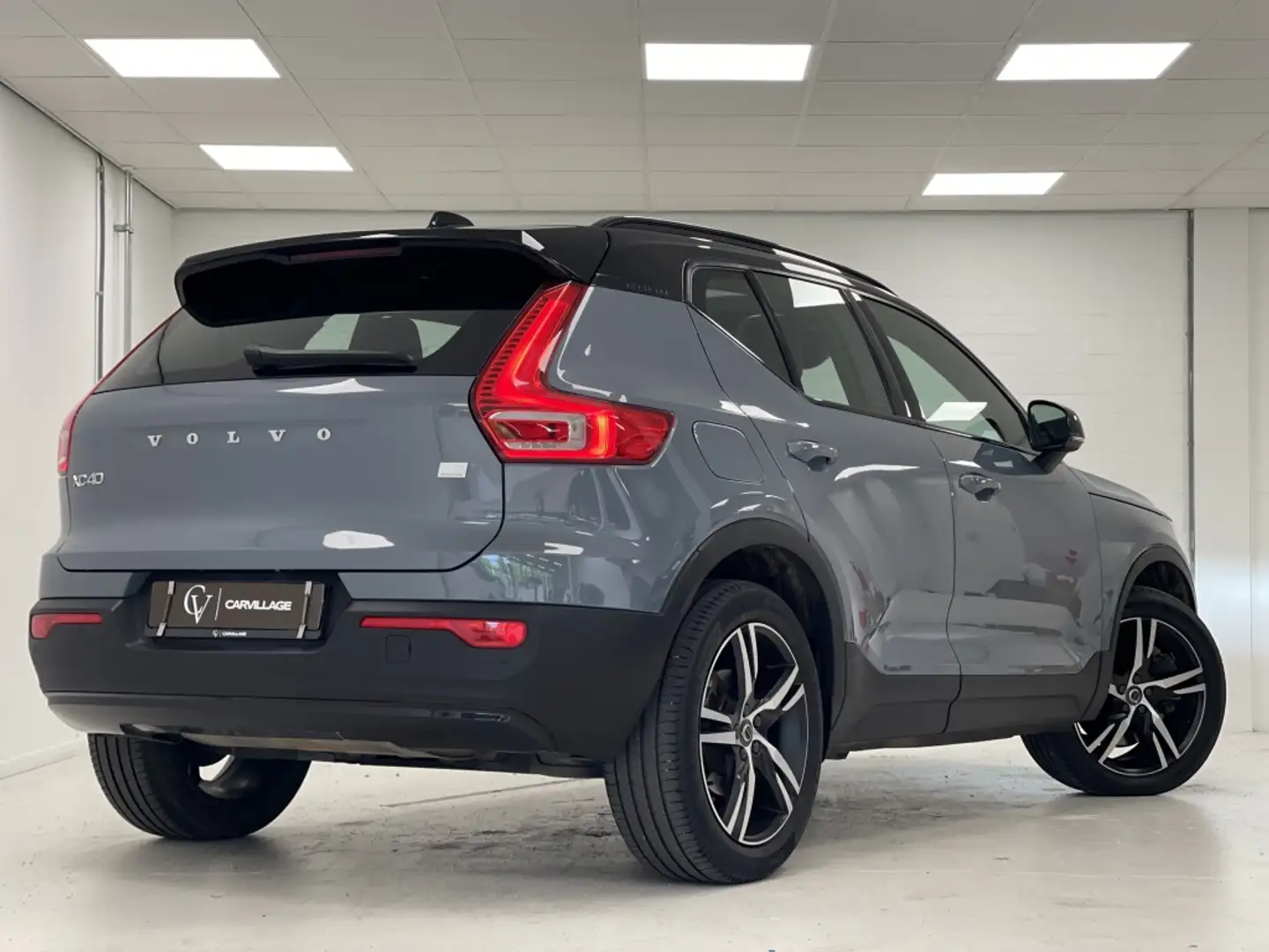 Volvo XC40 1.5 T5 Recharge R-Design | Trekhaak | Panoramadak Grijs - 2