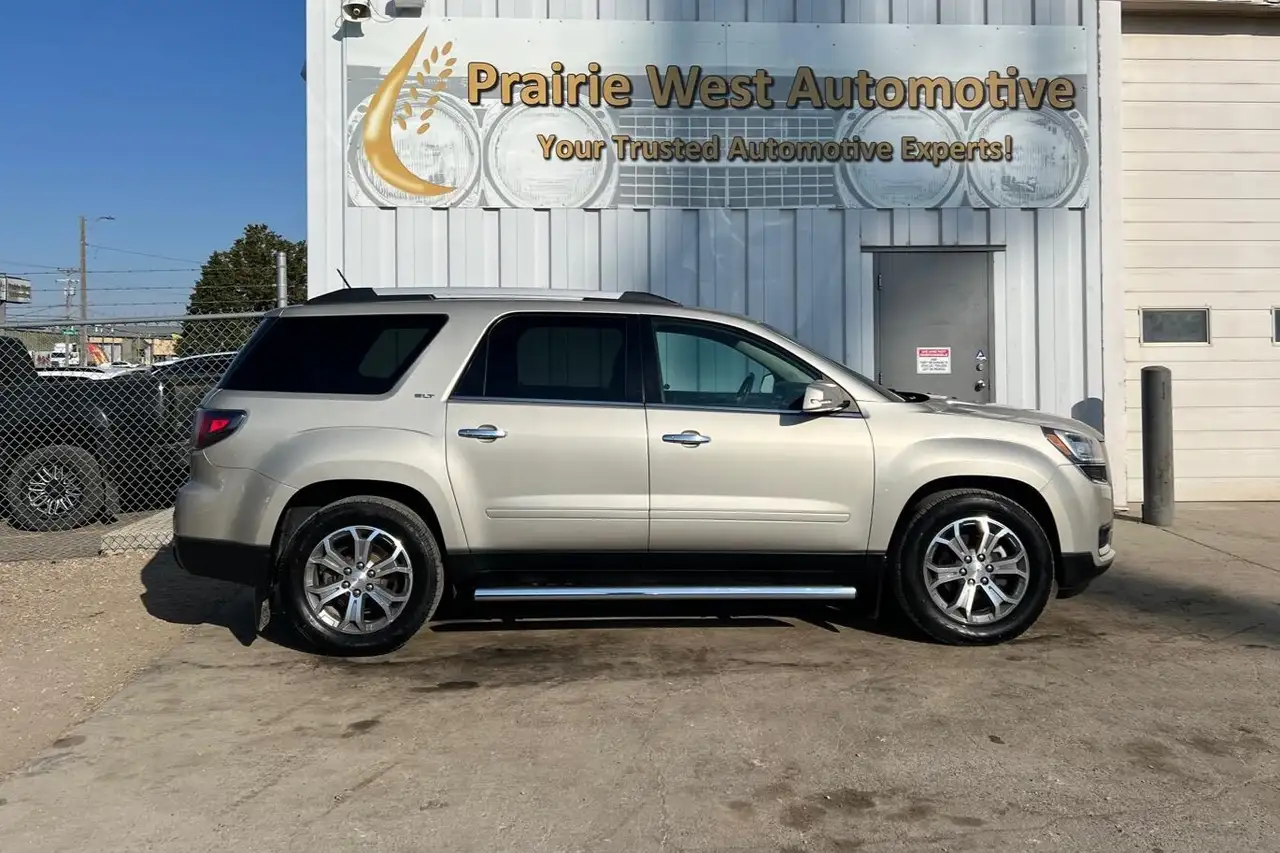 GMC Acadia photo GMC Acadia