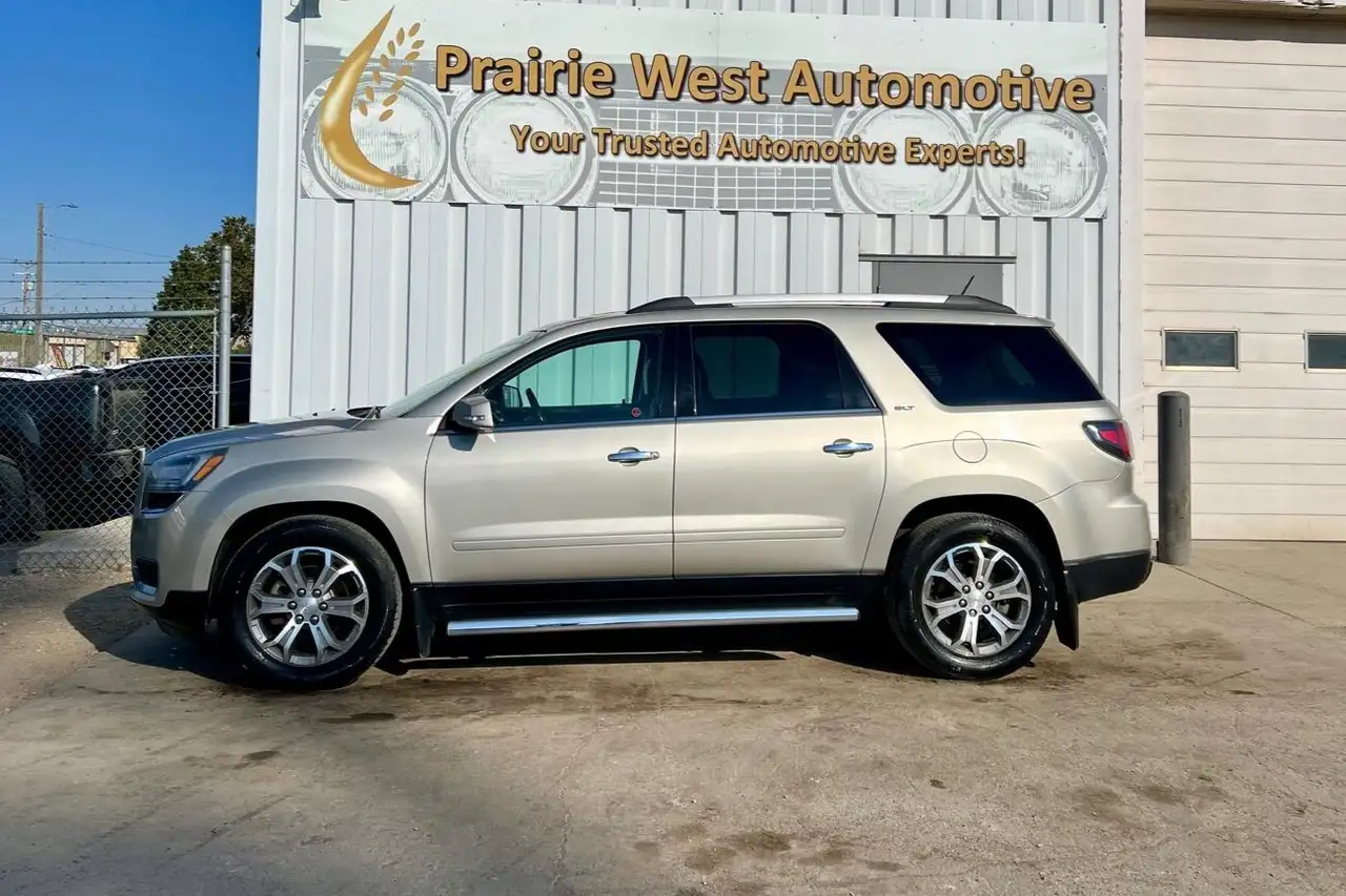 GMC Acadia photo GMC Acadia