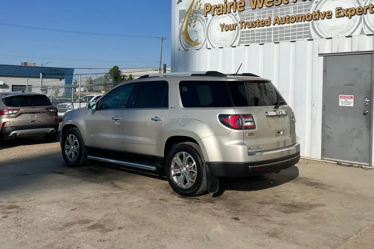 GMC Acadia photo GMC Acadia