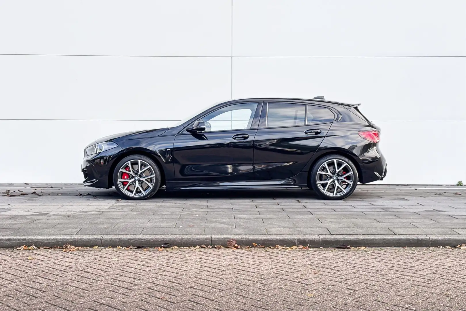 BMW 118 1 Serie 118i Zwart - 2