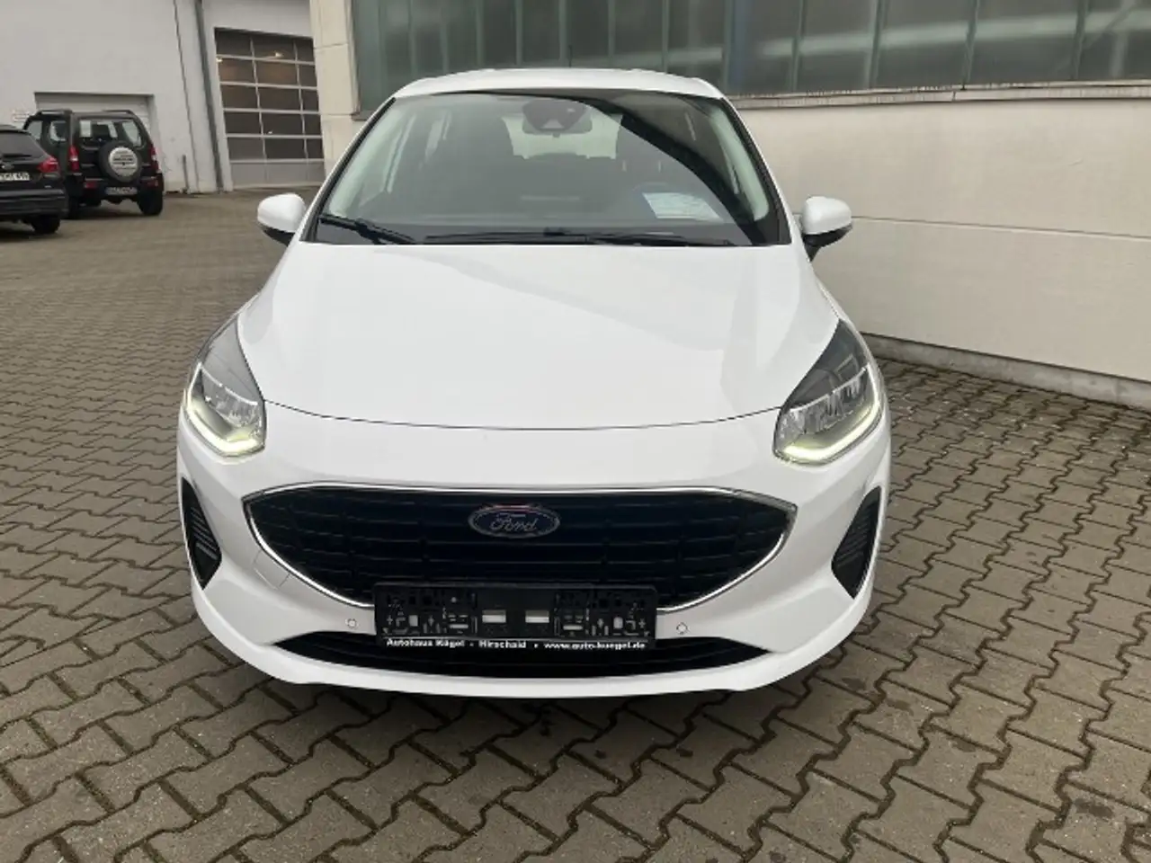 Ford Fiesta 1.1 Cool&Connect — photo 2