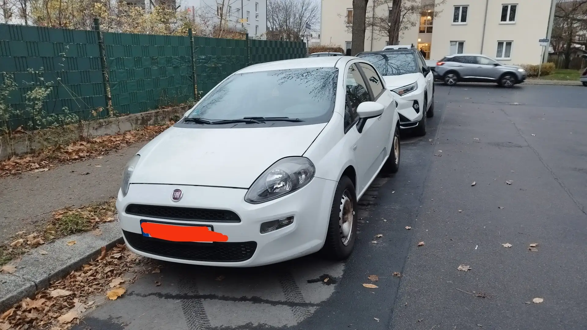 Fiat Grande Punto 1.2 8V Alb - 1
