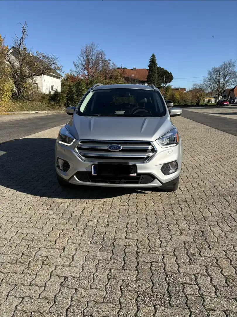Ford Kuga 1,5 TDCi Titanium Start/Stop - 2