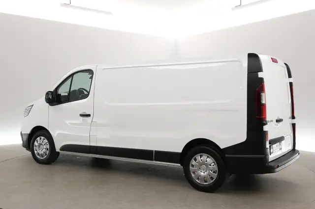 Renault Trafic view 4