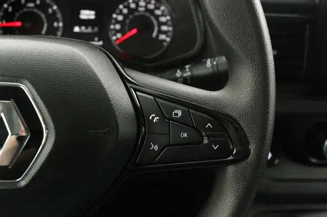 Renault Trafic view 15