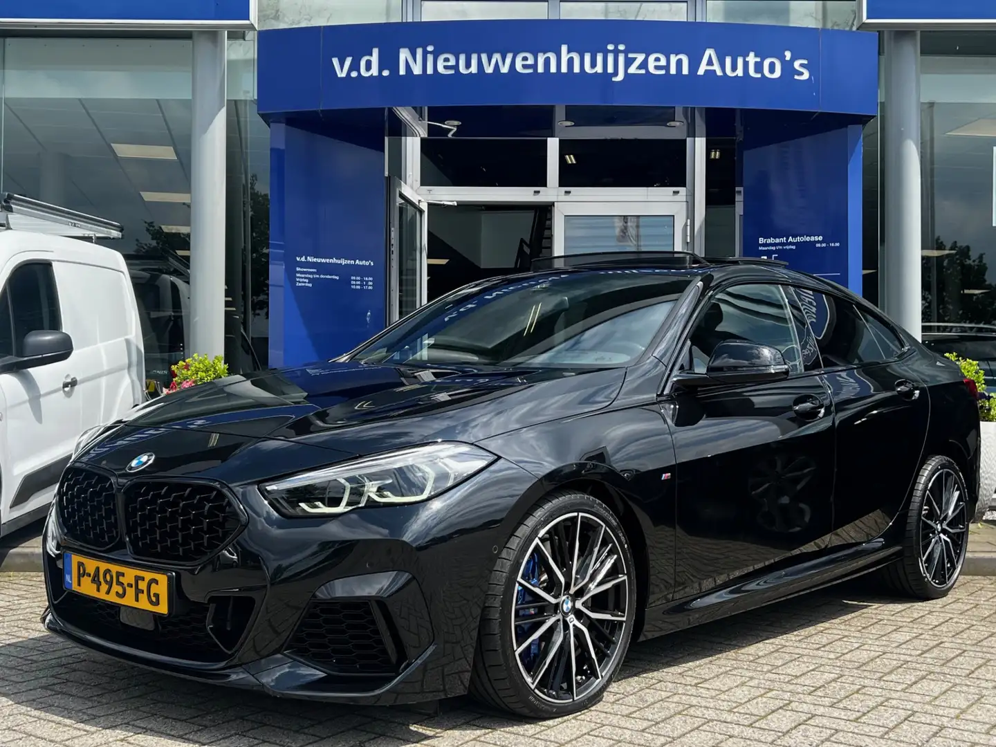 BMW 235 2-serie Gran Coupé M235i xDrive High Executive | H Noir - 1