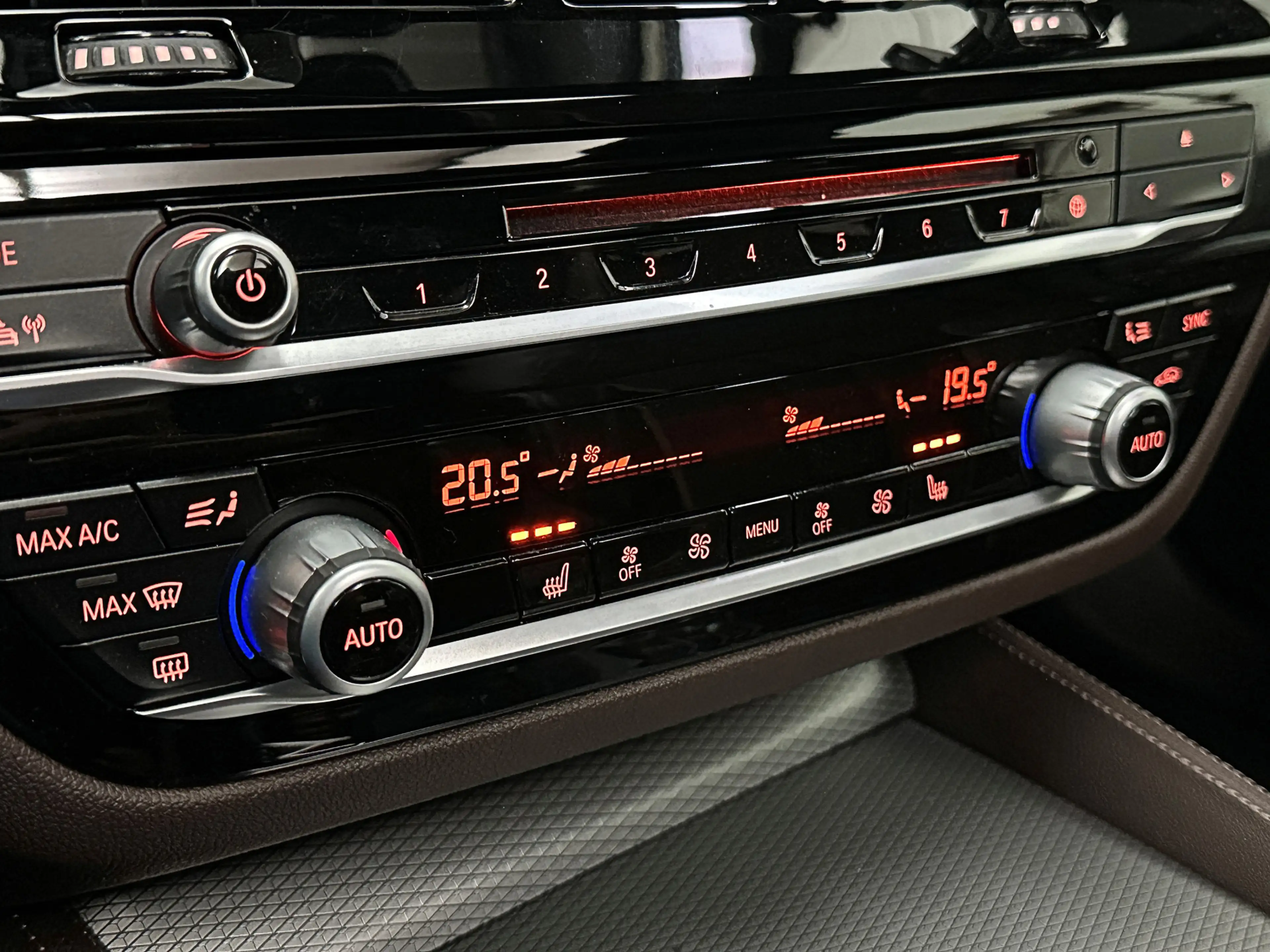 BMW 520 5-serie Touring 520i M-Sport Volledig Individual | — photo 41