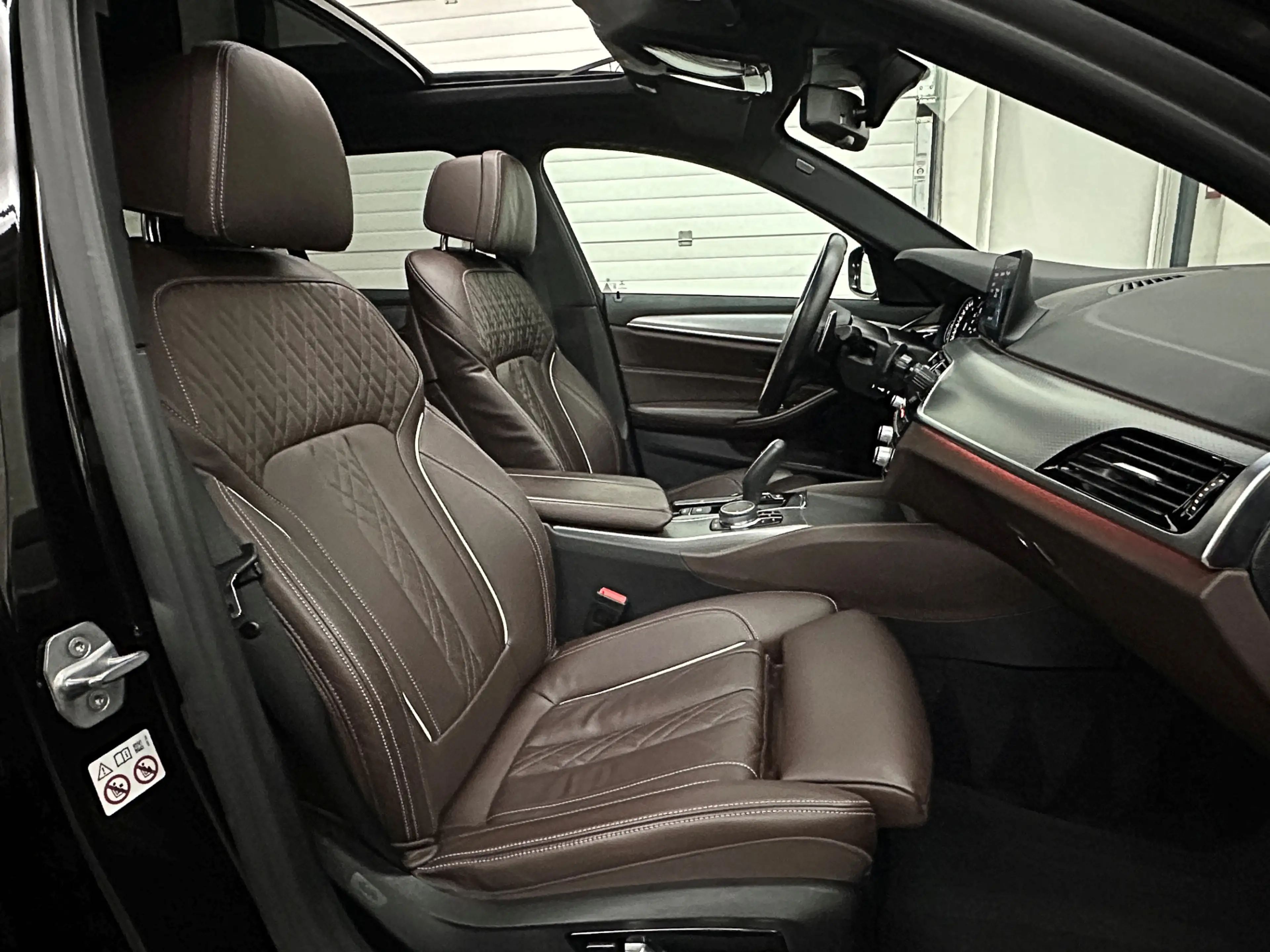 BMW 520 5-serie Touring 520i M-Sport Volledig Individual | — photo 22