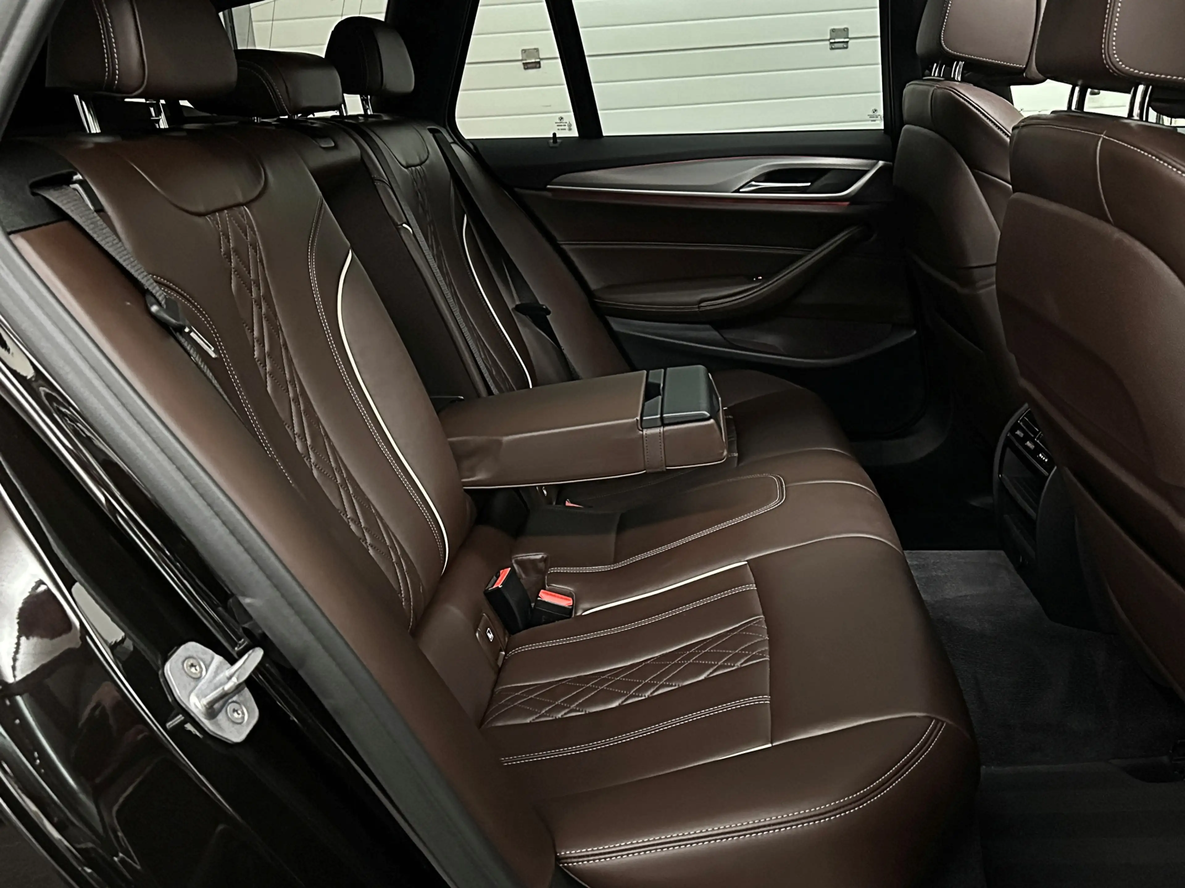 BMW 520 5-serie Touring 520i M-Sport Volledig Individual | — photo 23