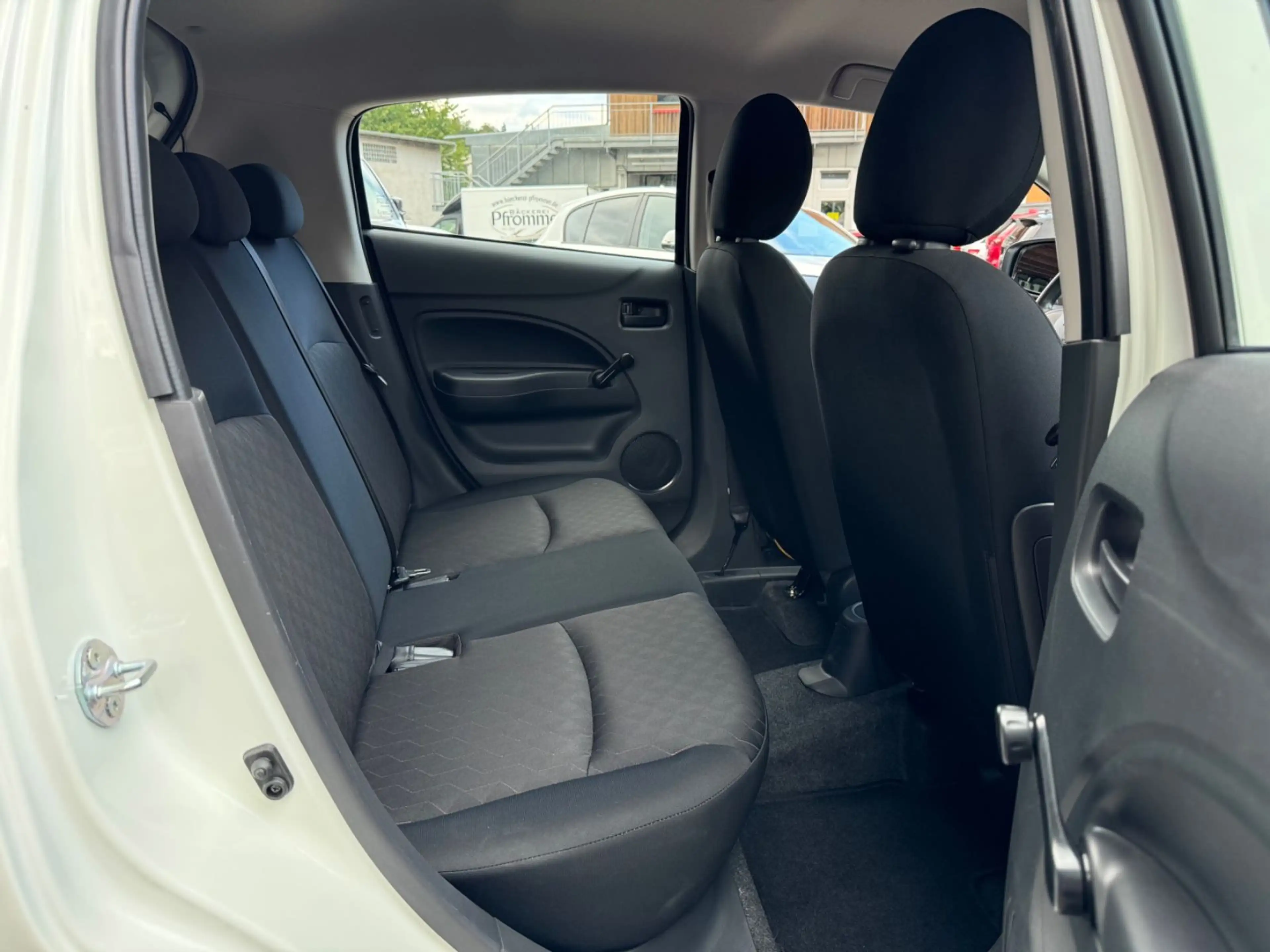 Mitsubishi Space Star Select *WERKSGARANTIE 03-2030* — photo 8