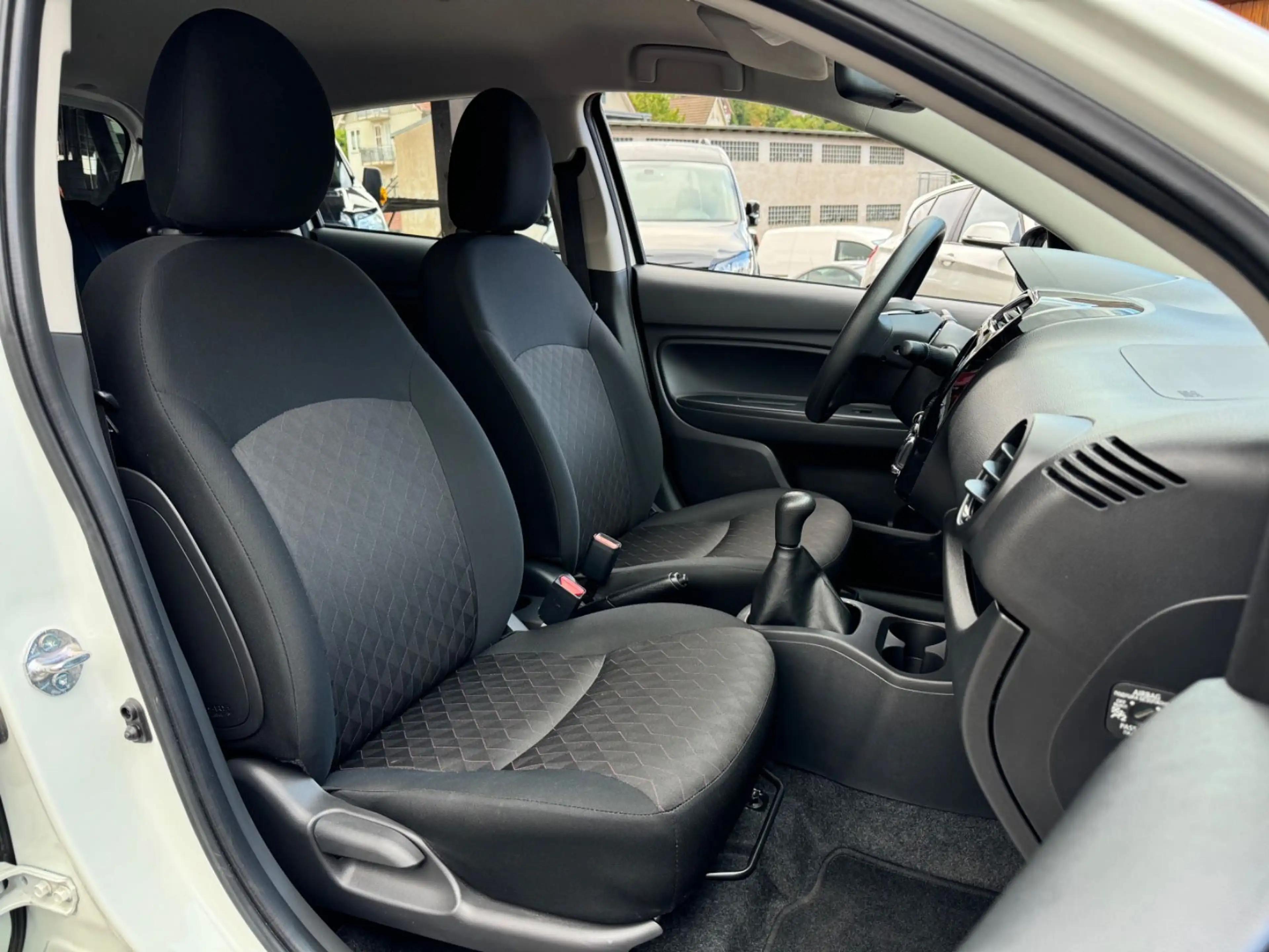 Mitsubishi Space Star Select *WERKSGARANTIE 03-2030* — photo 9