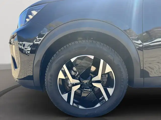 Peugeot 2008 view 7
