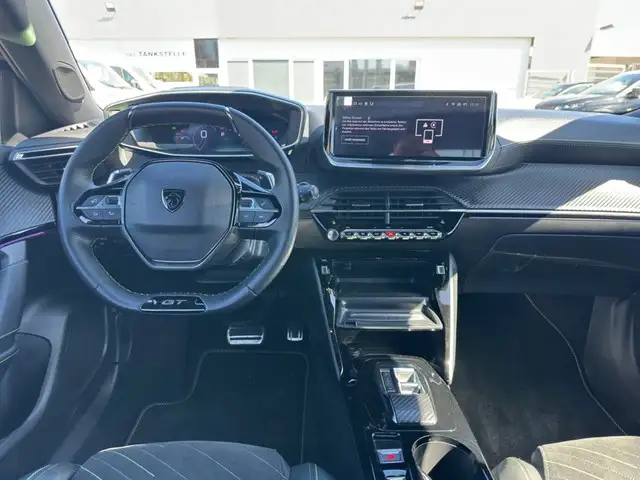 Peugeot 2008 view 10
