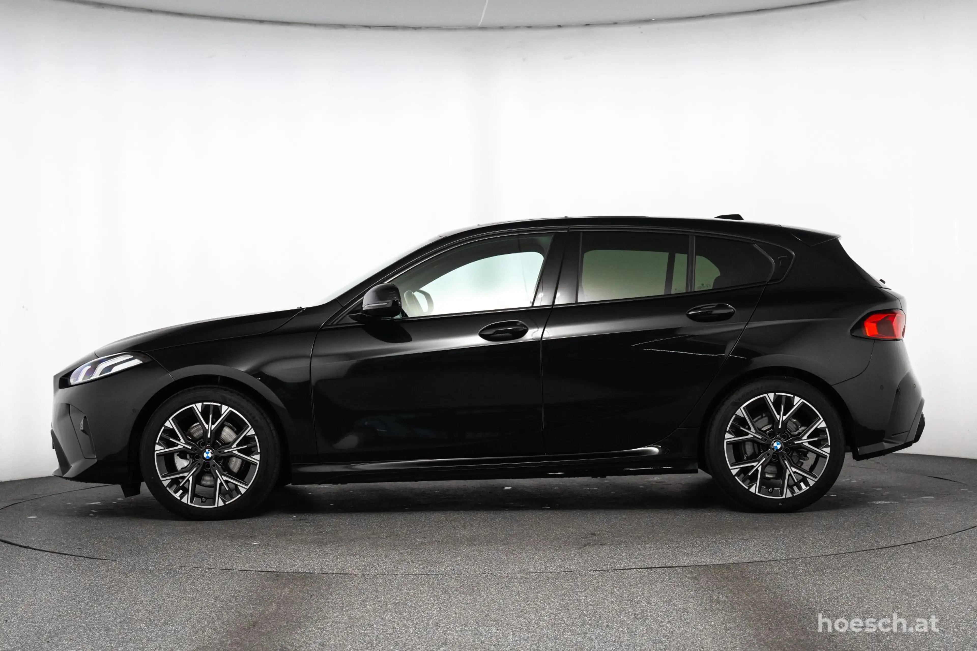 BMW 120 i M Sport 18'' PANO ASSIST NEUWERTIG ++ — photo 3