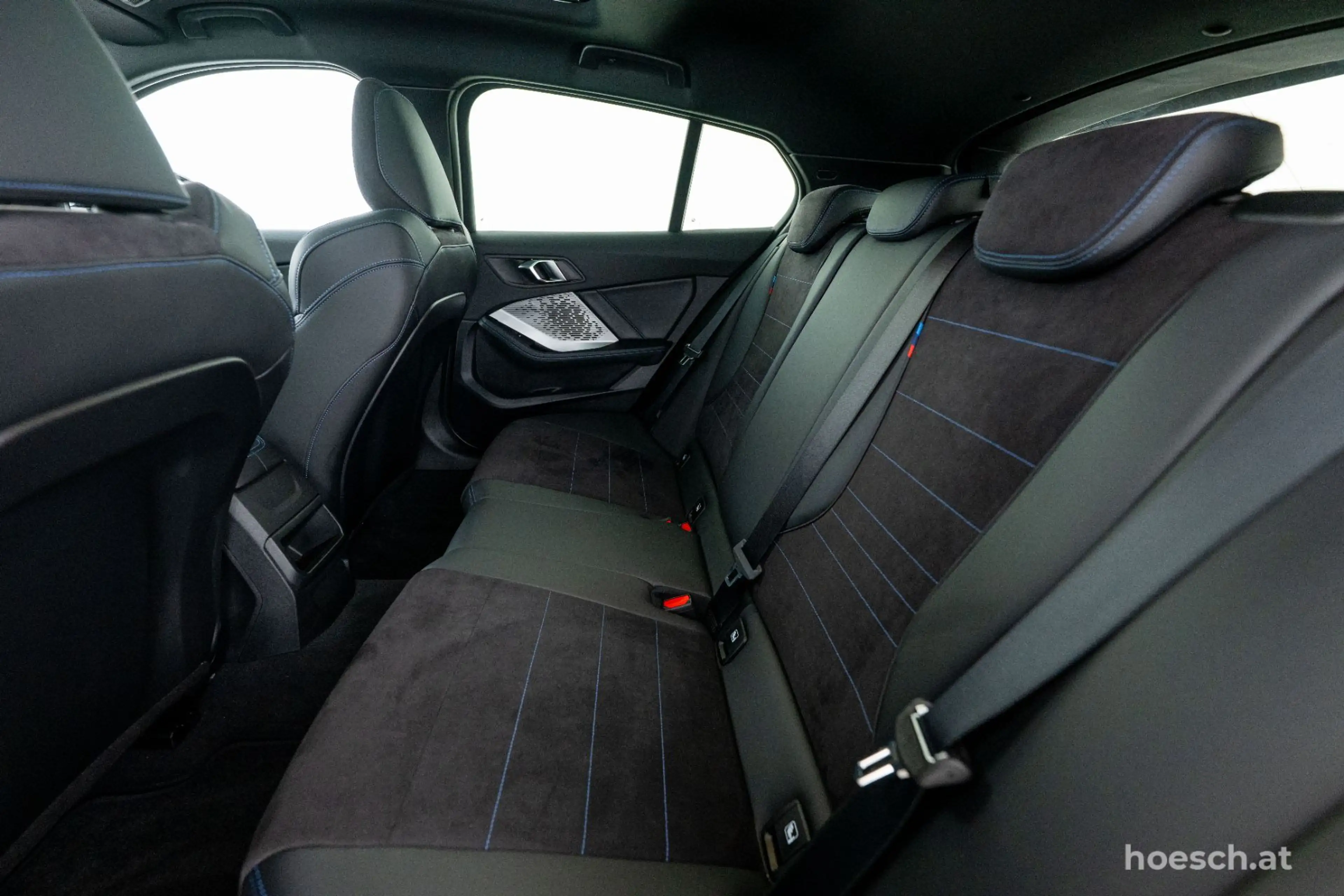 BMW 120 i M Sport 18'' PANO ASSIST NEUWERTIG ++ — photo 7