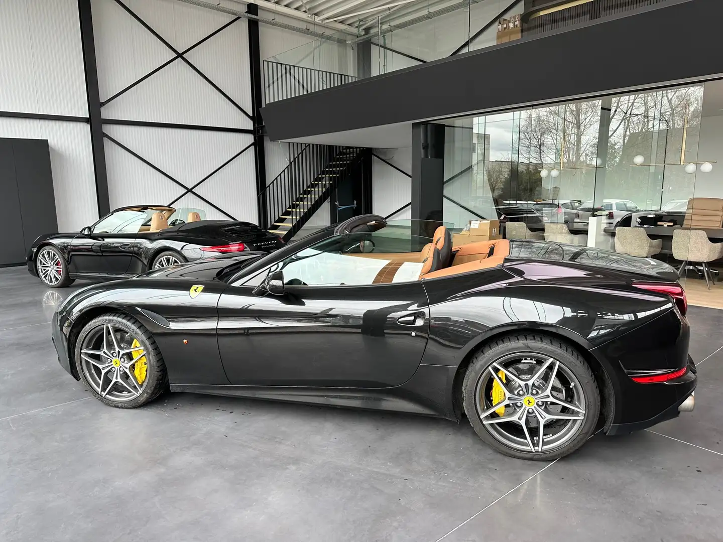 Ferrari California 4.0 V8 Bruin Daytona leder, 1eig, Full Fer.Service Zwart - 1