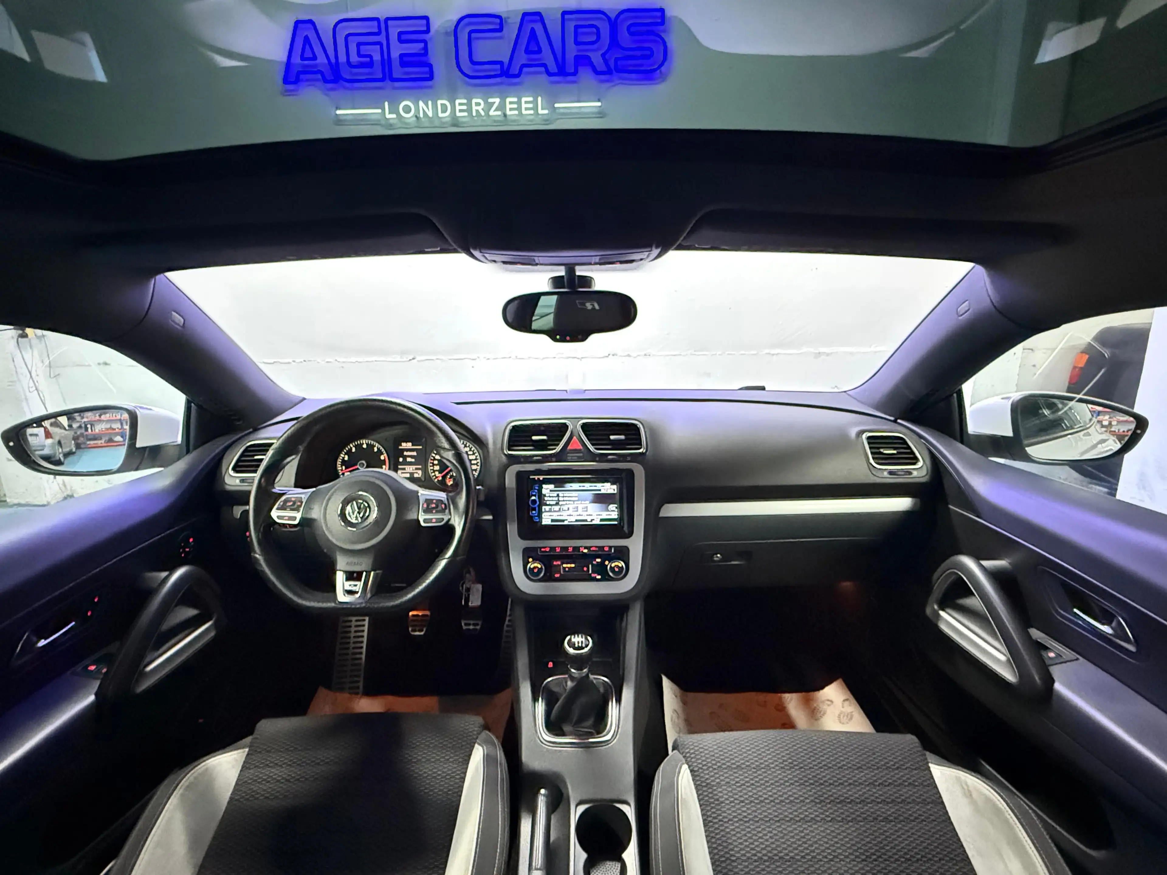 Volkswagen Scirocco Scirocco 1.4 TSI — photo 9
