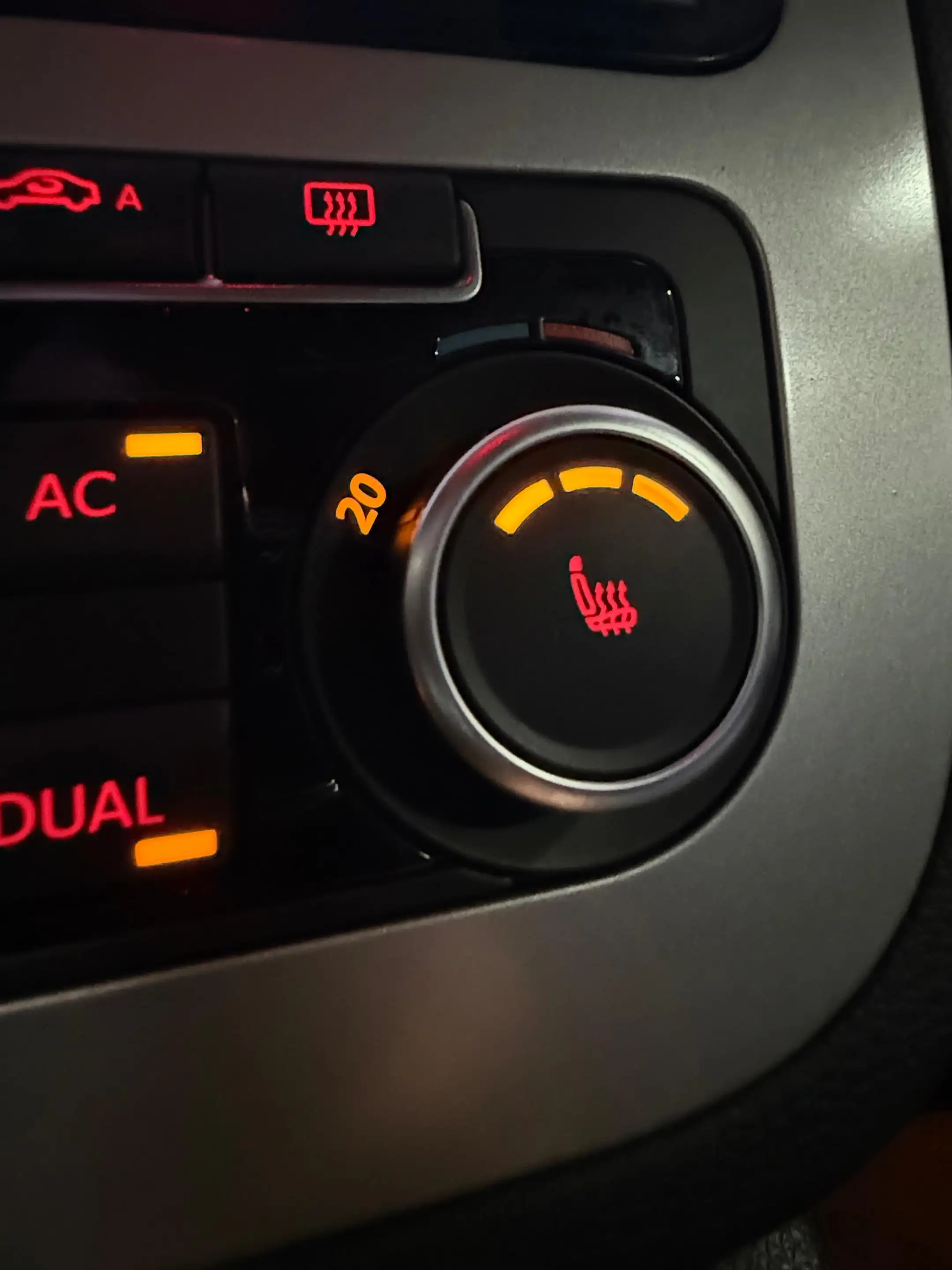 Volkswagen Scirocco Scirocco 1.4 TSI — photo 12
