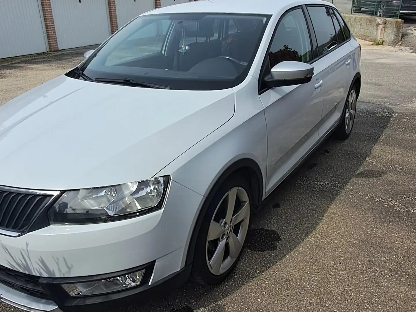 Skoda Rapid/Spaceback Rapid Spaceback 1.4 tdi Scoutline 90cv Bianco - 1