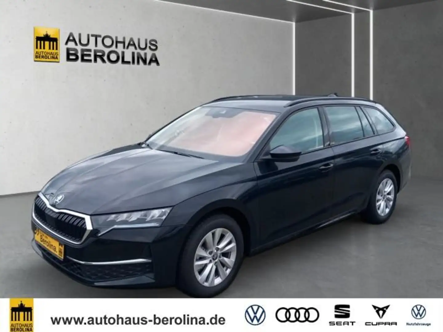 Skoda Octavia Combi 1.5 TSI Selection DSG *ACC*PDC* Zwart - 2