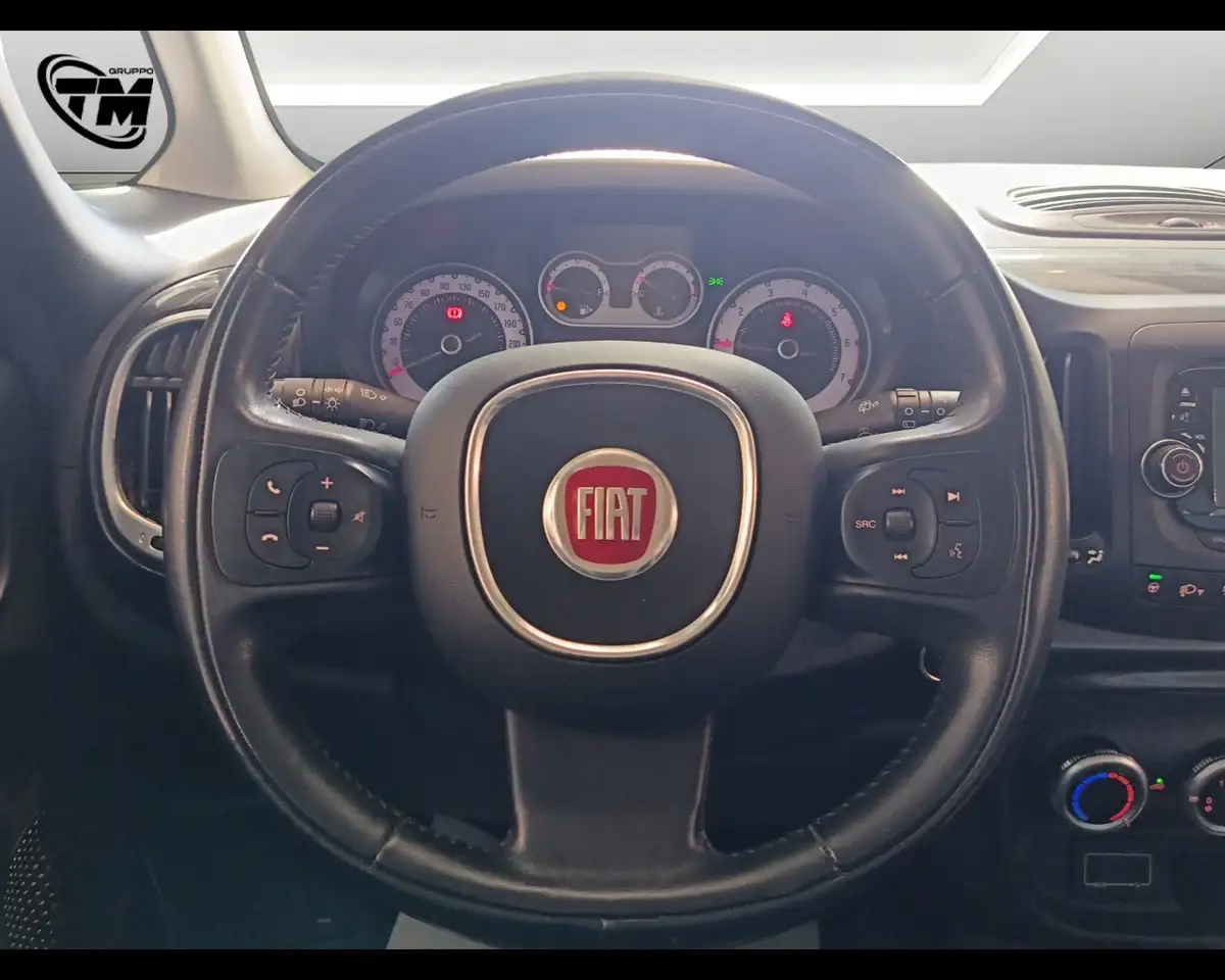 2015 Fiat 500L 1.4 95 CV Lounge 95CV 2015 E6 *NEOPATENTATI*, photograph 12