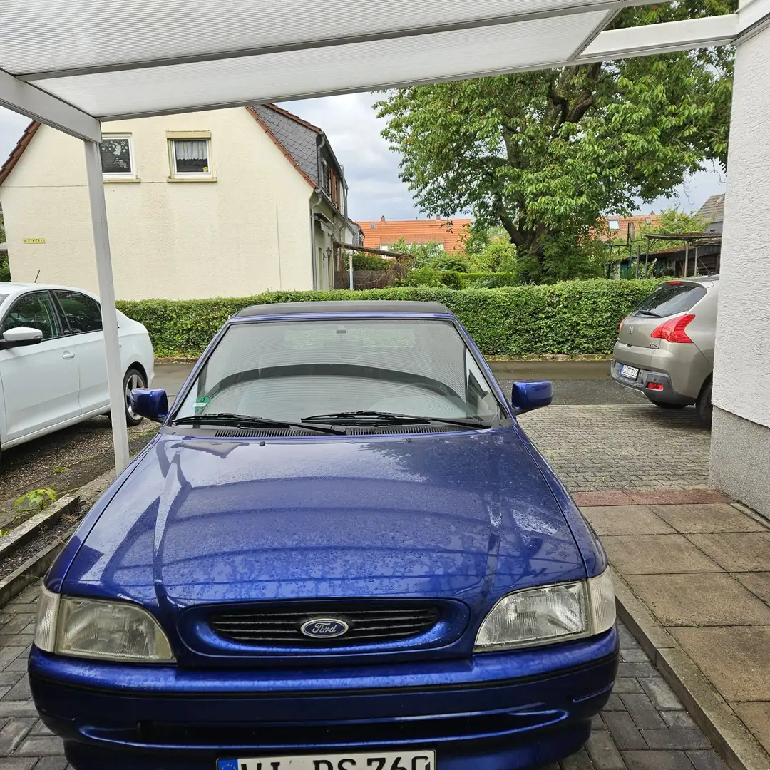 Ford Escort CLX - 1