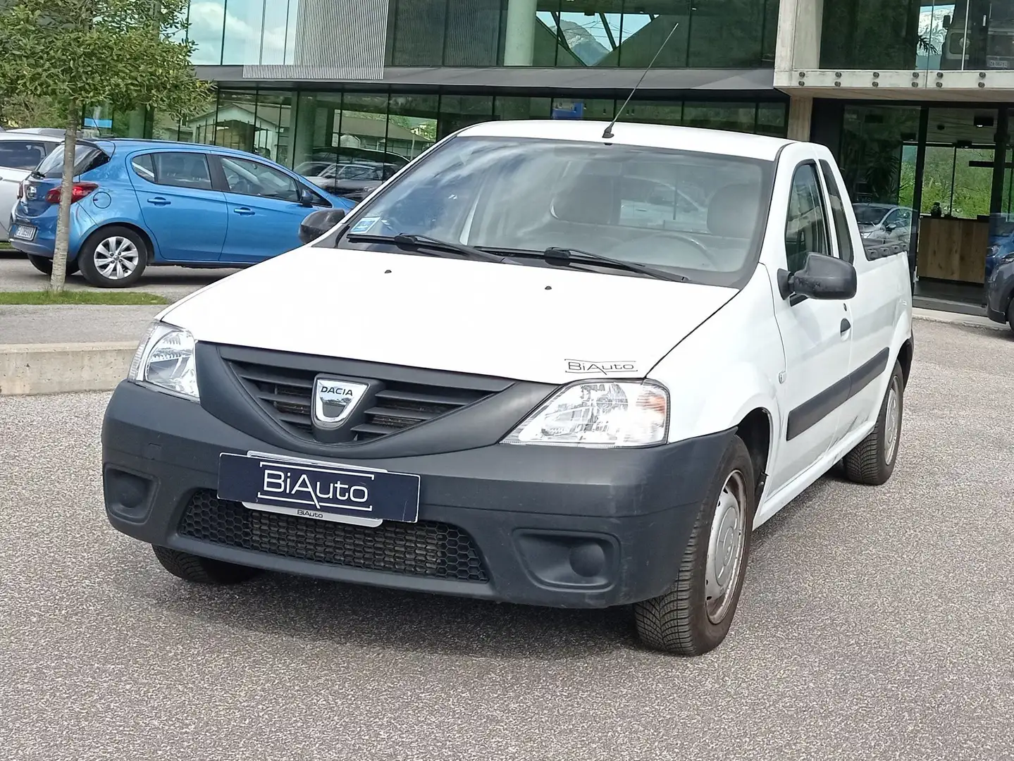 Dacia Logan PICK-UP 1.5 DCI 70CV Bianco - 1