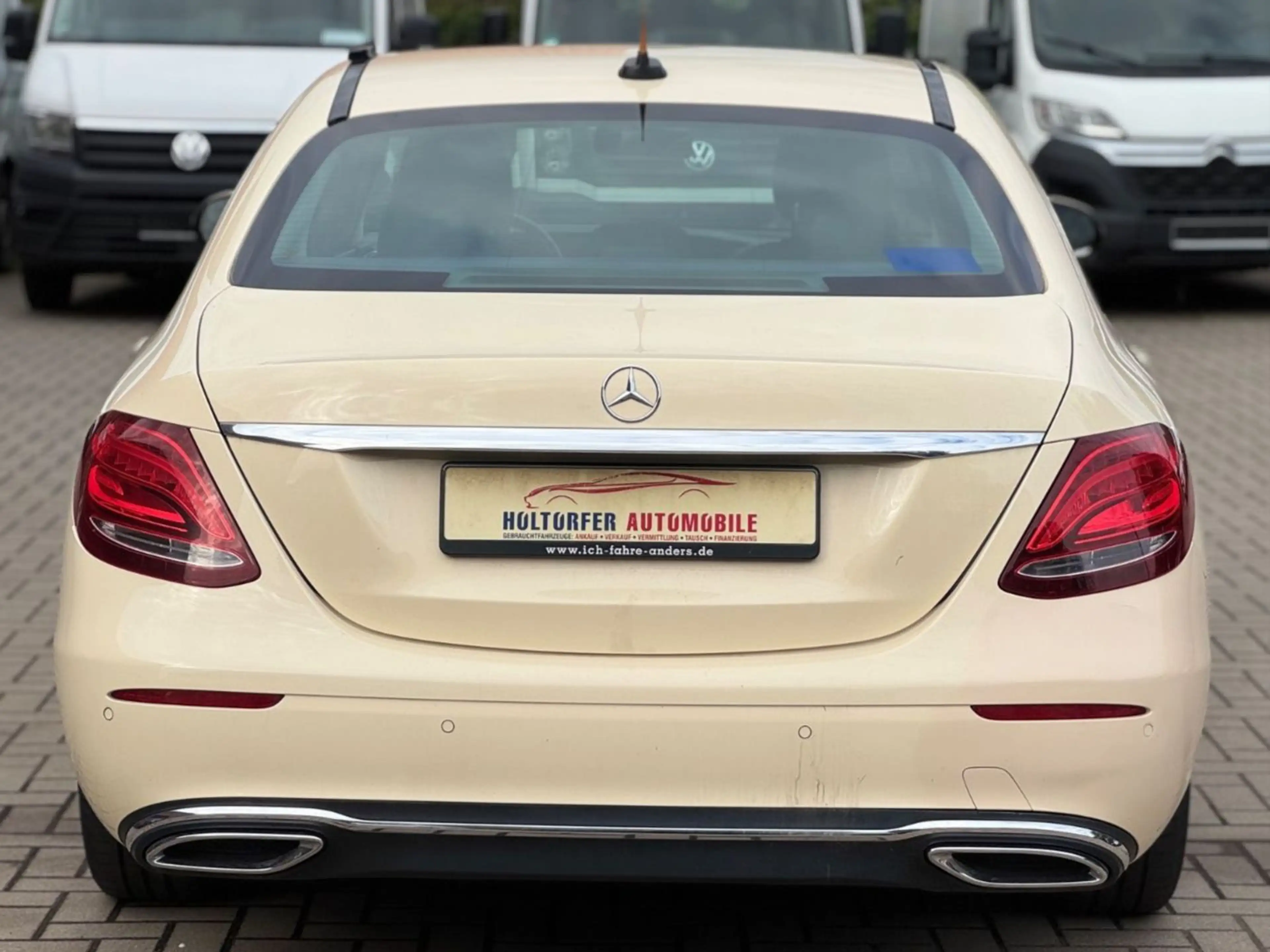 Mercedes-Benz E 200 d TAXI *AUTOMATIK*LEDER*NAVIGATION* — photo 8