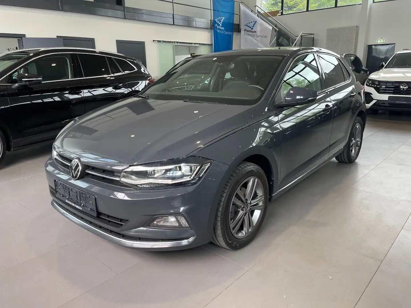 Volkswagen Polo VI 1.0 TSI DSG Highline AID/LED/ACC/KEY/PDC Gris - 1