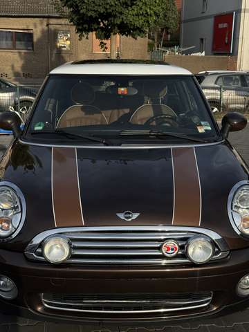 MINI Cooper 50 Mayfair
