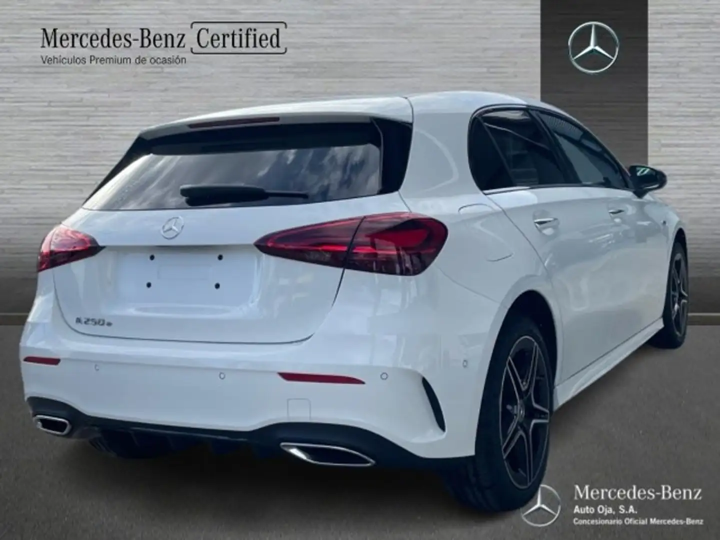 Mercedes-Benz A 250 e Compacto con tecnologí híbrida EQ - 2