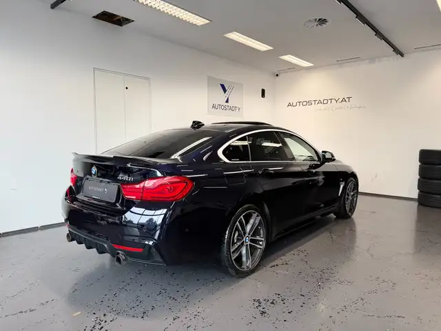 BMW M view 10
