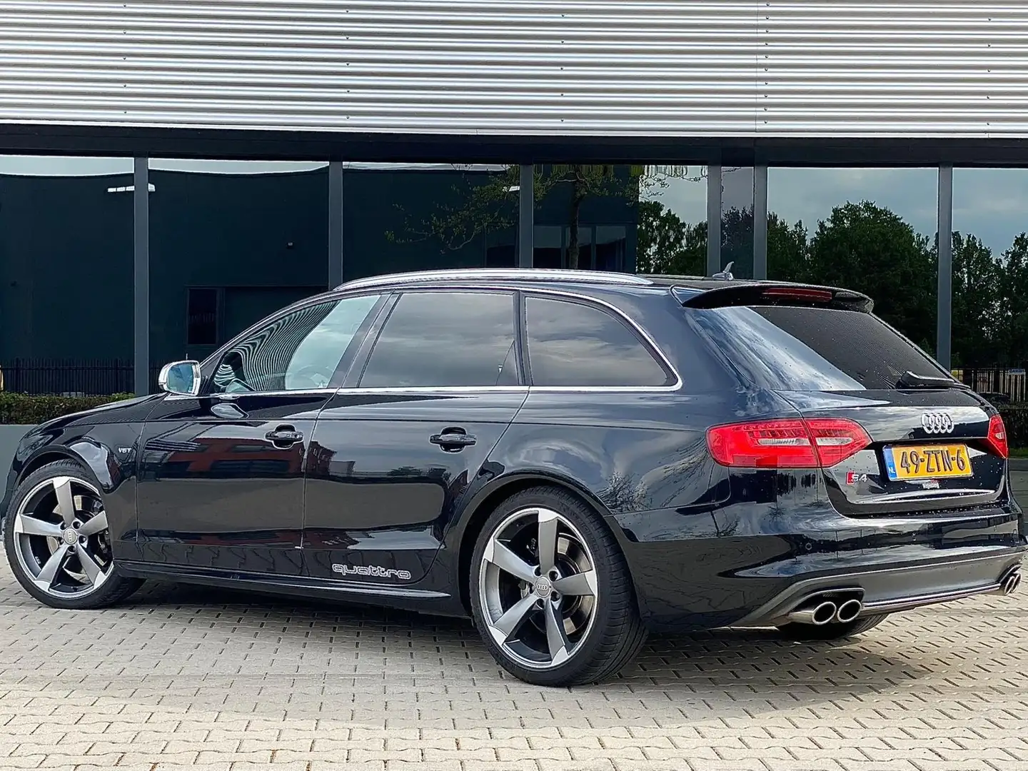 Audi S4 S4 3.0 TFSI q. Pro L Zwart - 2