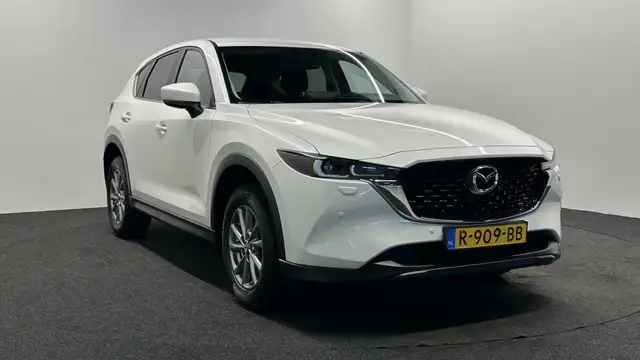 Mazda CX-5 view 3
