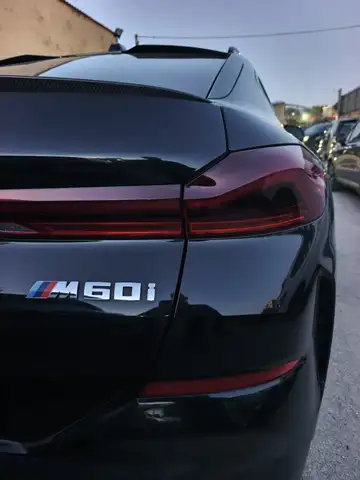 BMW X6 M M60i auto kit carbonio tetto