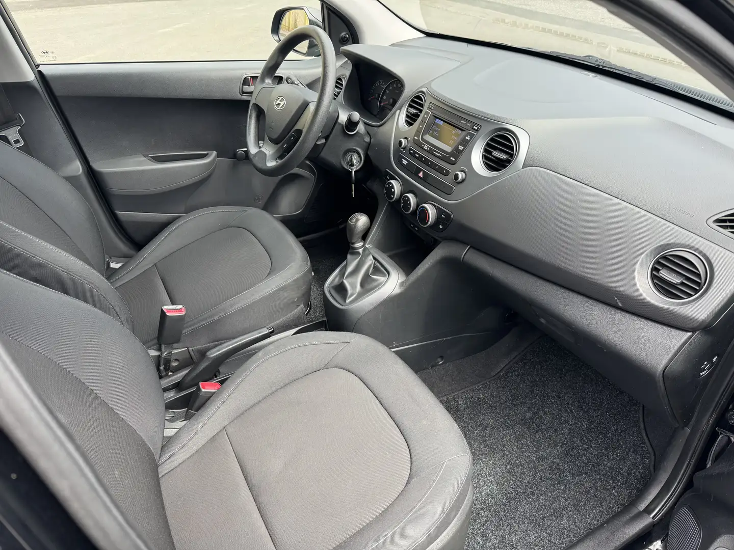 Hyundai i10 Classic / Klima Negro - 2