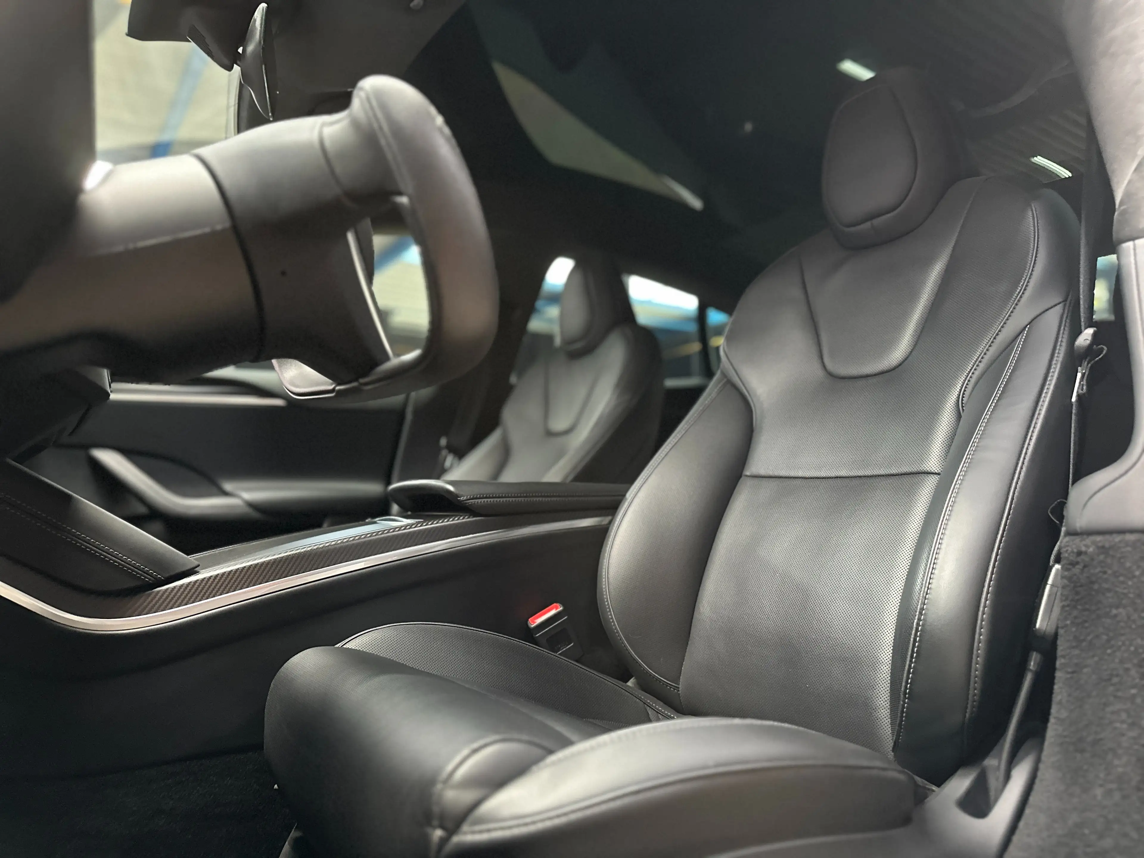 Tesla Model S PLAID - AP ACTIVE - SPOILER — photo 15