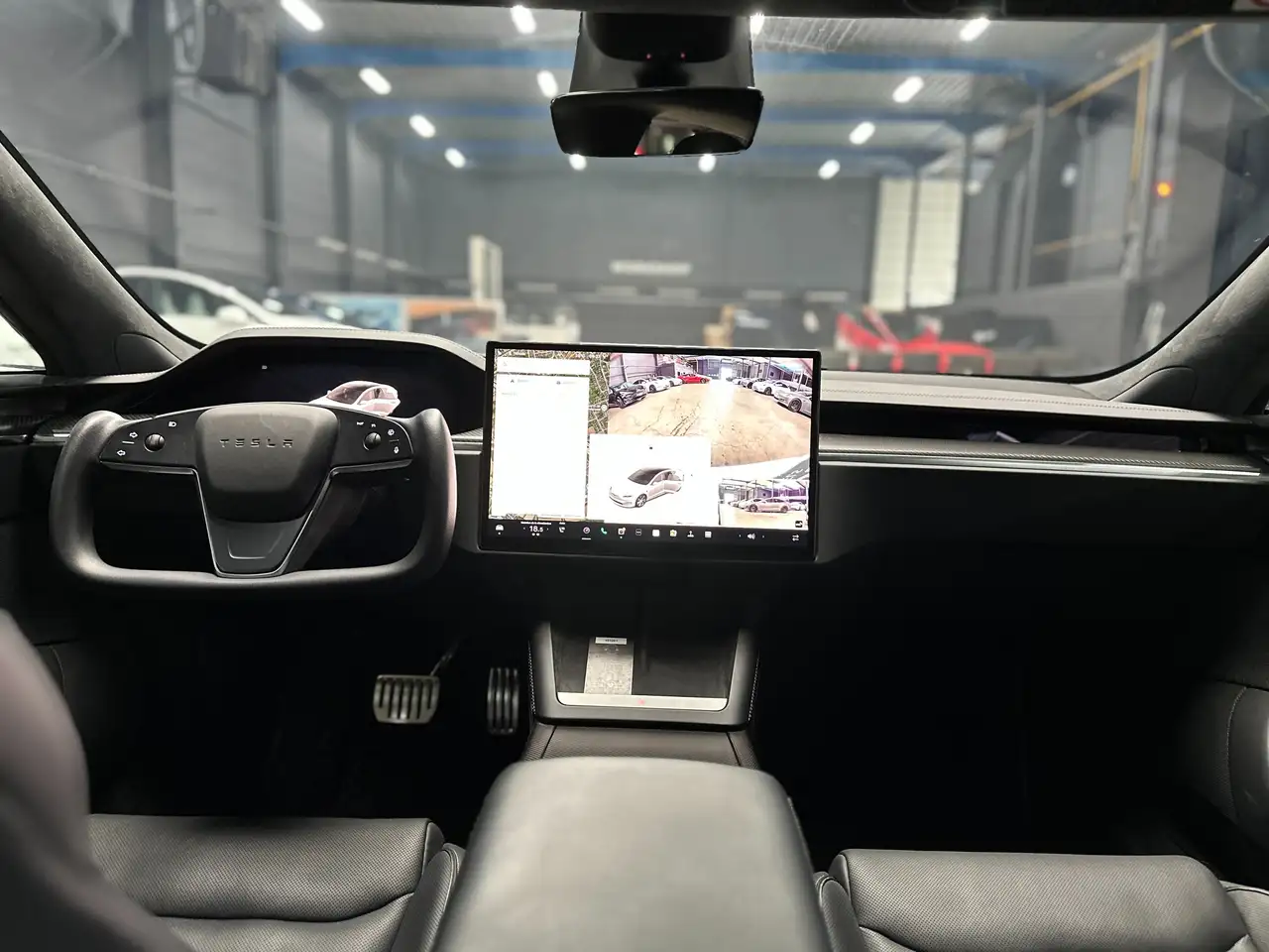 Tesla Model S PLAID 1020 HP 0 to 100km/h in 2.1 SECONDS PREMIUM PERFORMANCE MODEL, миниатюра 17