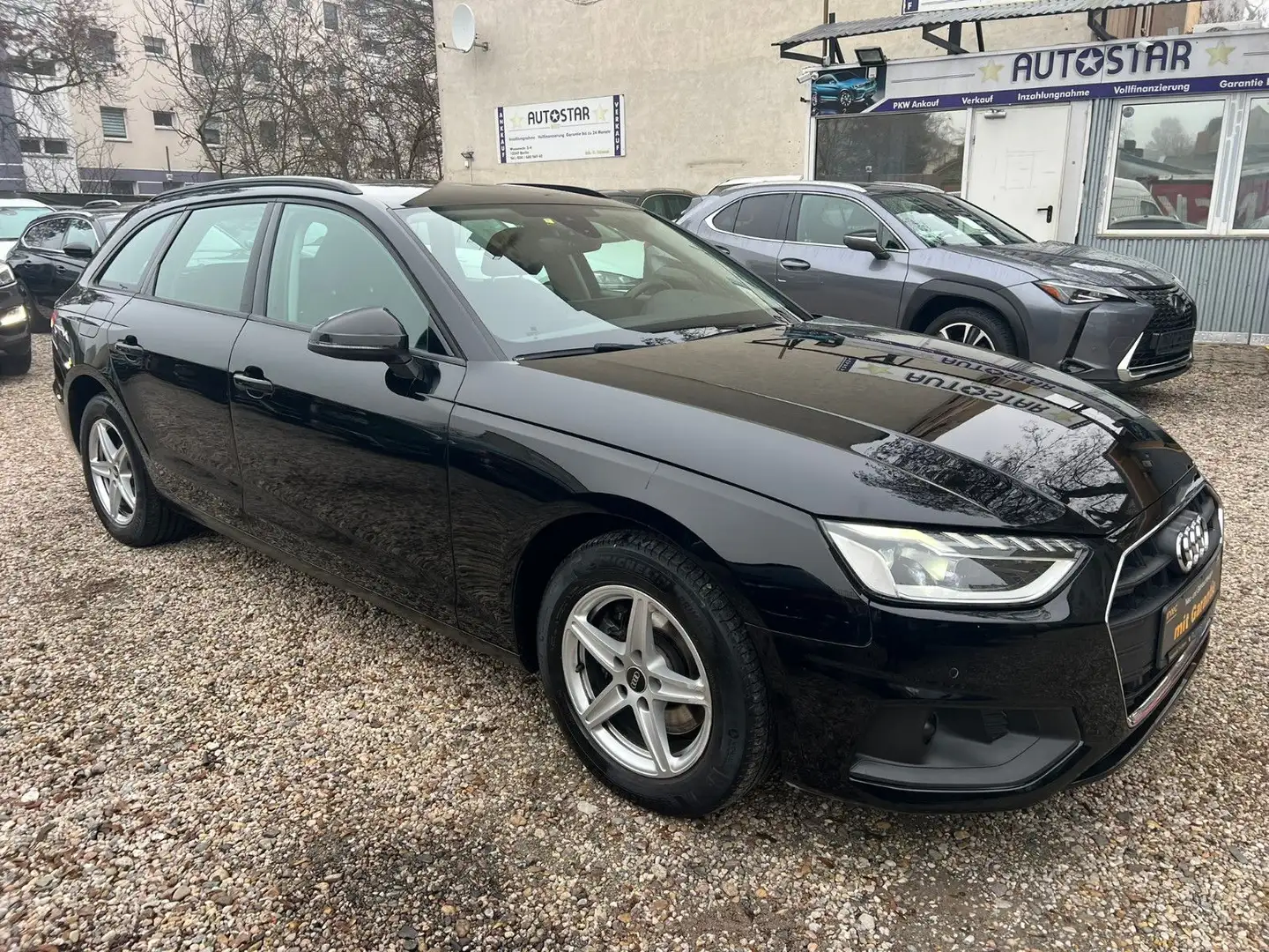 Audi A4 40 g-tron S tronic Avant*PDC*Navi*Top Negro - 2