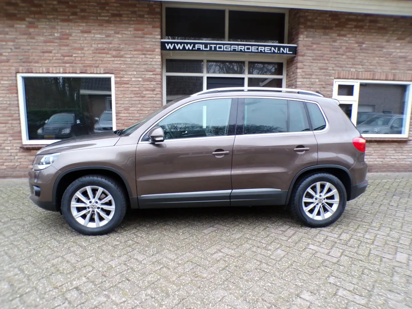 Volkswagen Tiguan 1.4 TSI Sport&Style Bruin - 2