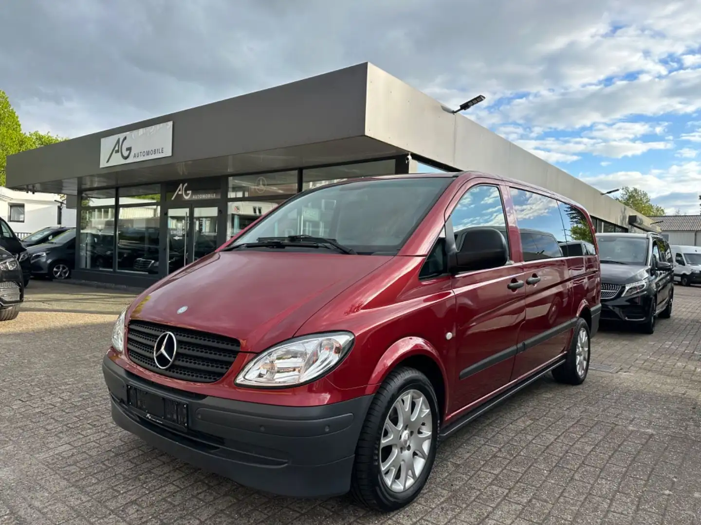 Mercedes-Benz Viano Vito 120 CDI V6  Lang*8-Sitzer*Klimaautom*StHz.* Rojo - 1