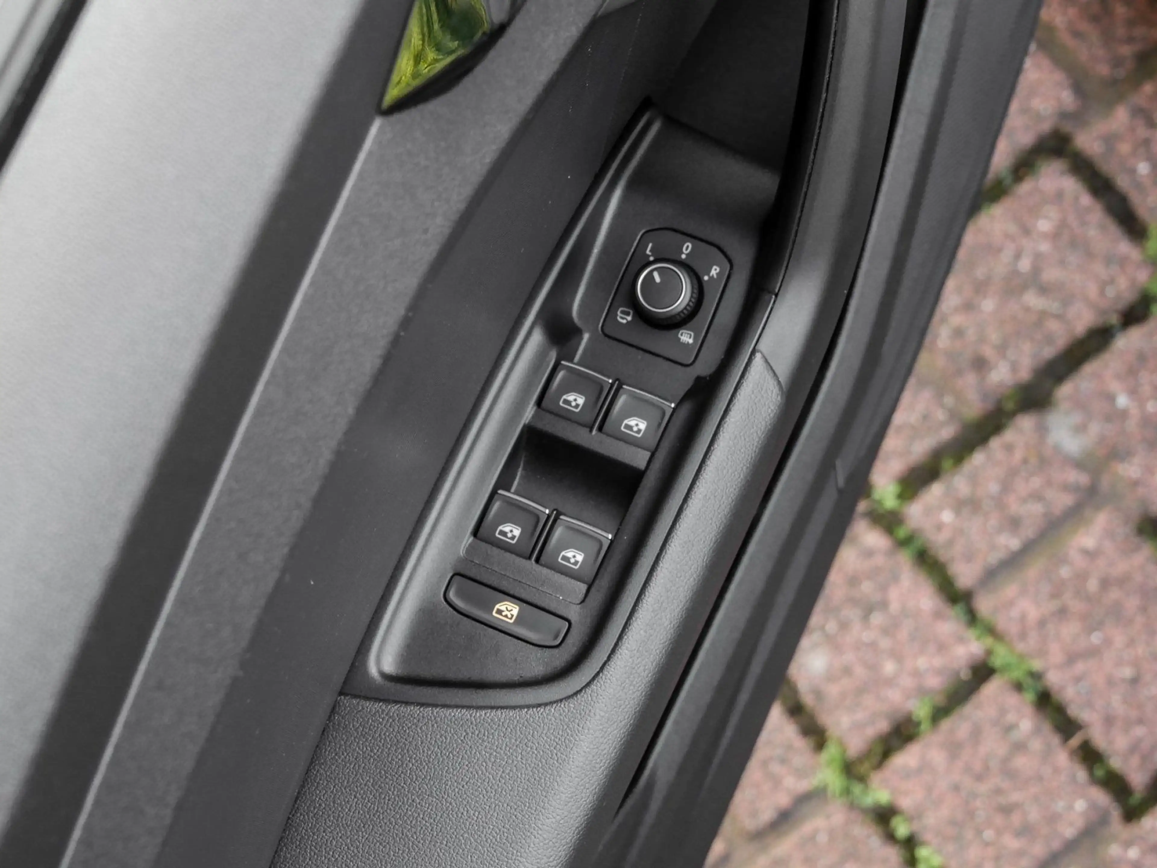 Audi A1 30 TFSI citycarver NAVI OPTIKPAKET SCHWARZ S- — photo 12