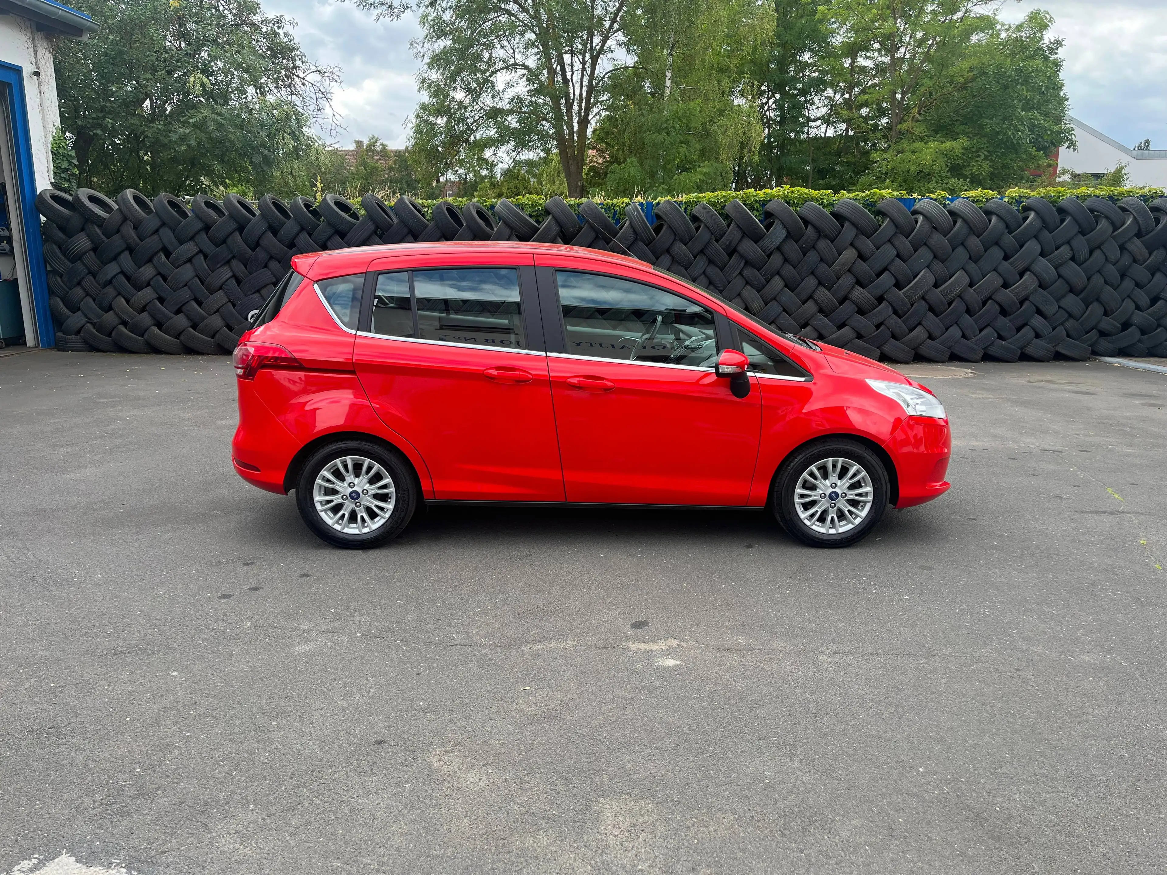 Ford B-Max Titanium — photo 6